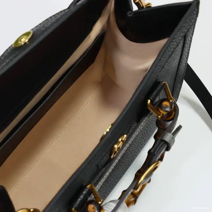 Fashionrepsfam ru Gucci Bag 2206DJ0029 0628